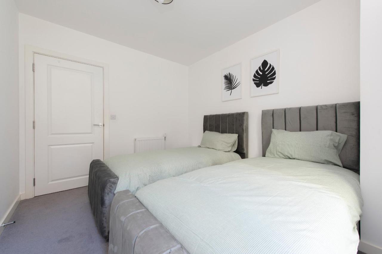 Stunning Luxury 2 Bedroom London Apartment Exterior photo