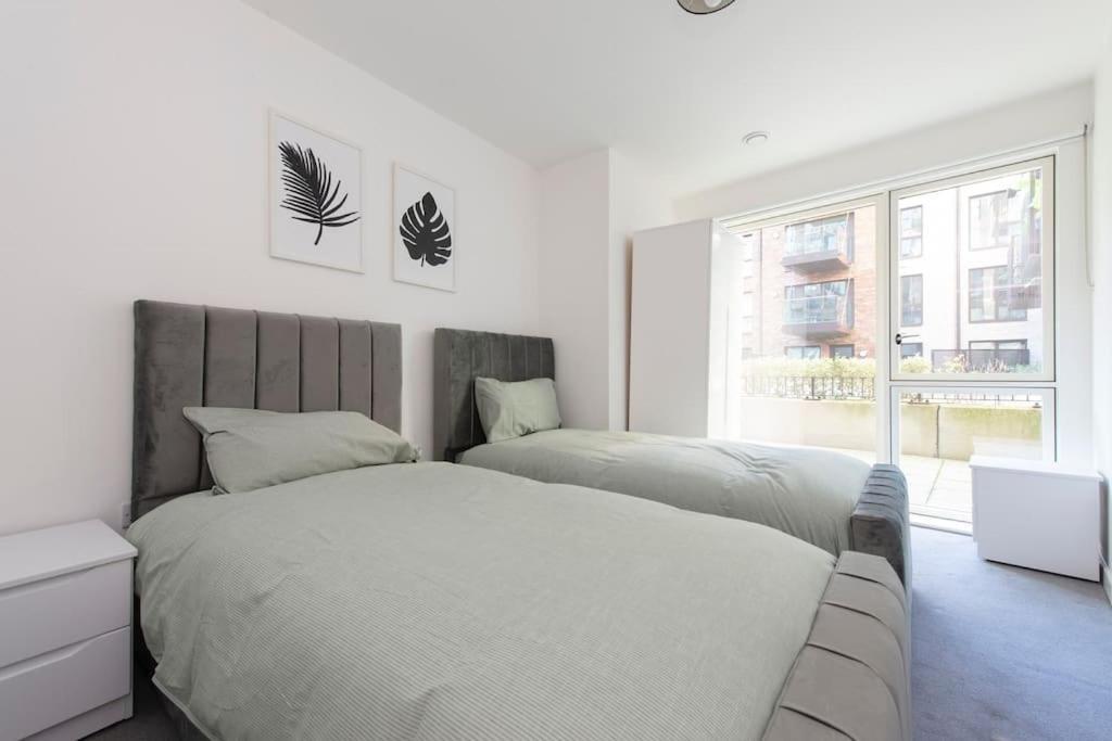 Stunning Luxury 2 Bedroom London Apartment Exterior photo